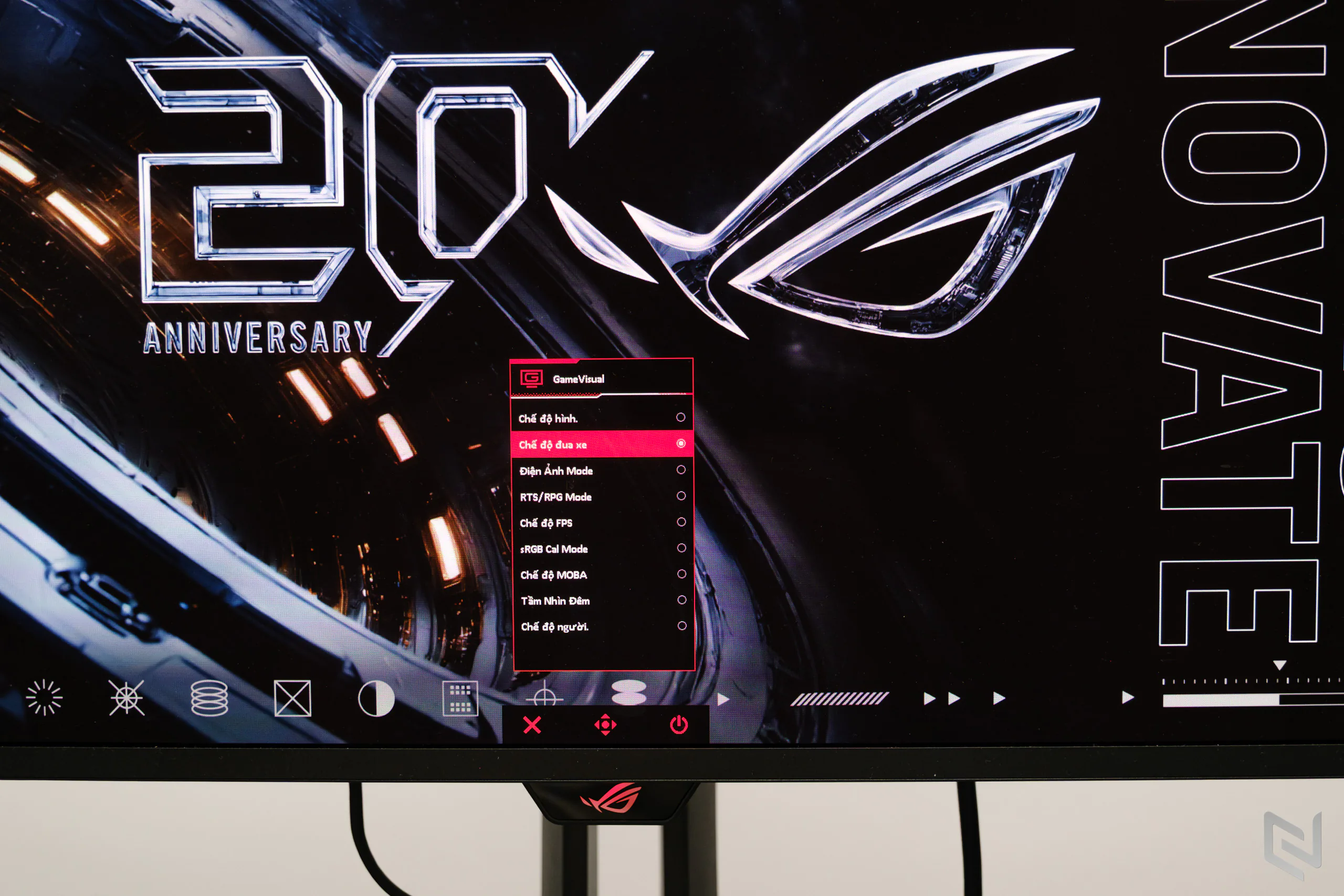 Trên tay ASUS ROG Strix OLED XG27AQDPG - màn hình QD-OLED QHD 500Hz hướng đến game thủ eSports