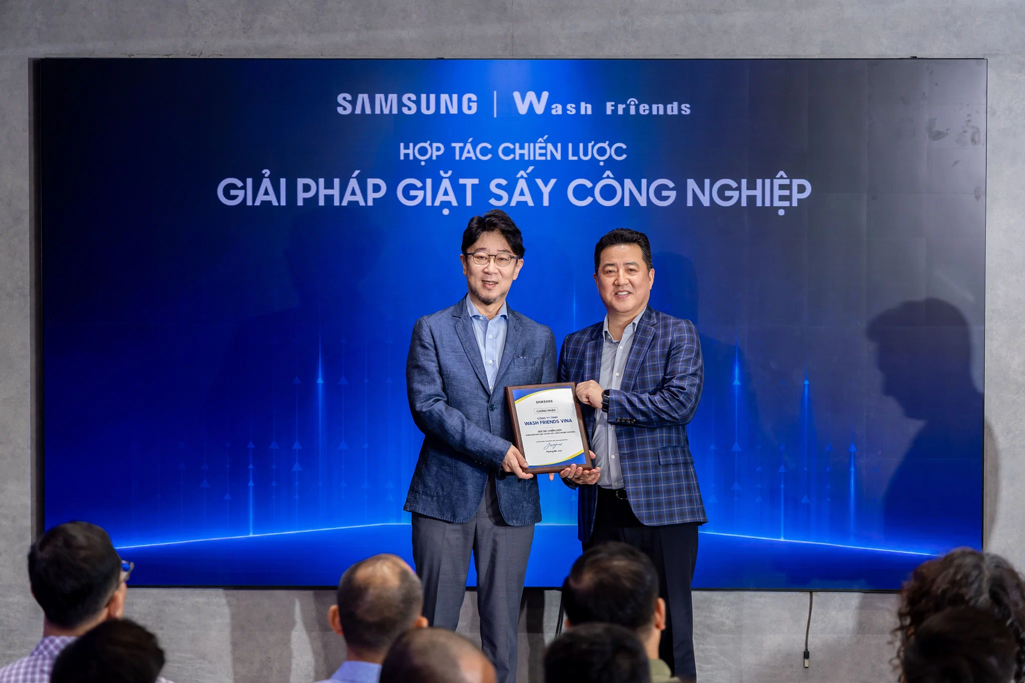 Samsung ra mắt giải pháp giặt sấy công nghiệp, tối ưu vận hành và phát triển bền vững