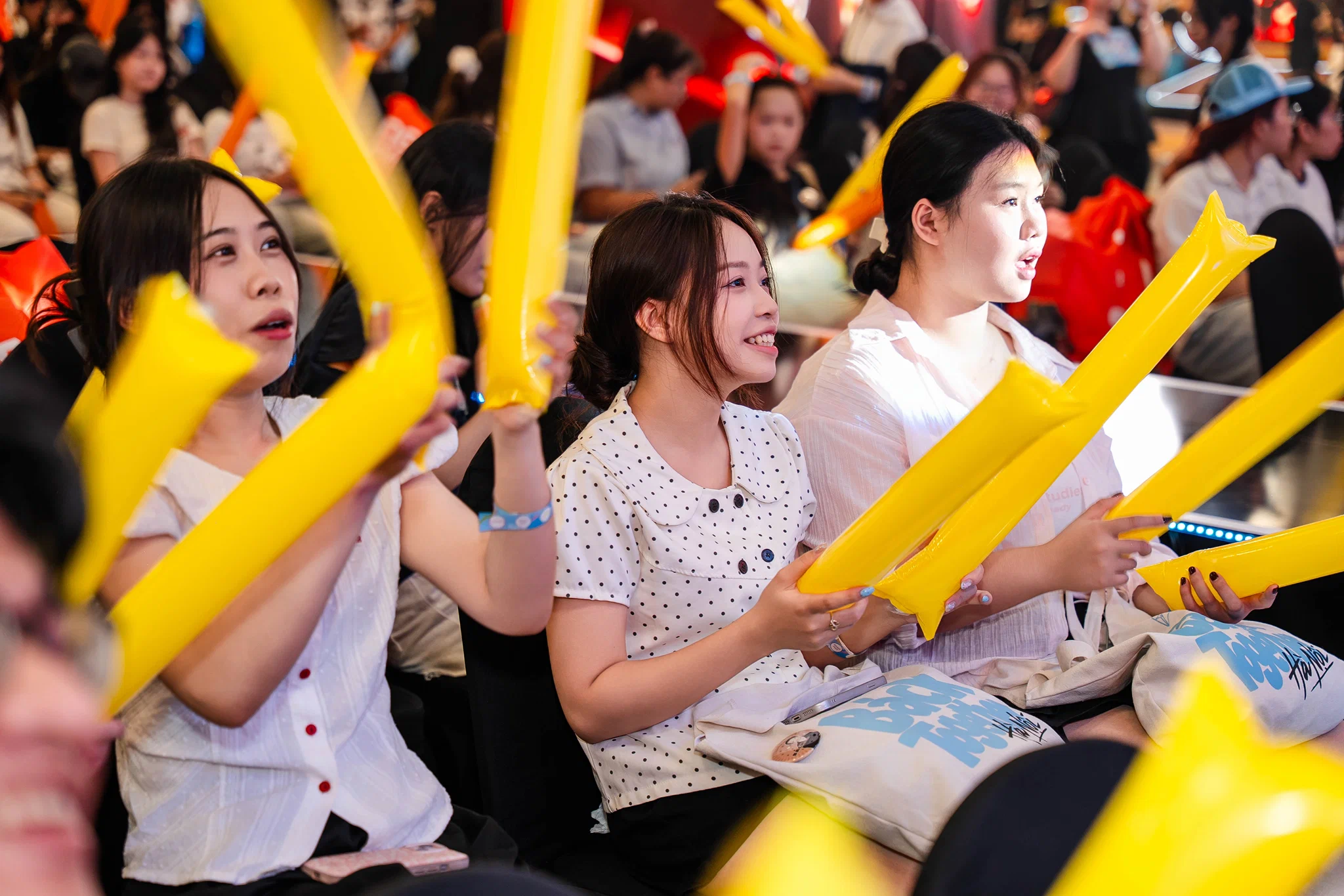 Vũ trụ Gunny khuấy động Gamers Lead The Play với sinh nhật Gunny PC 17 tuổi và showmatch quốc tế
