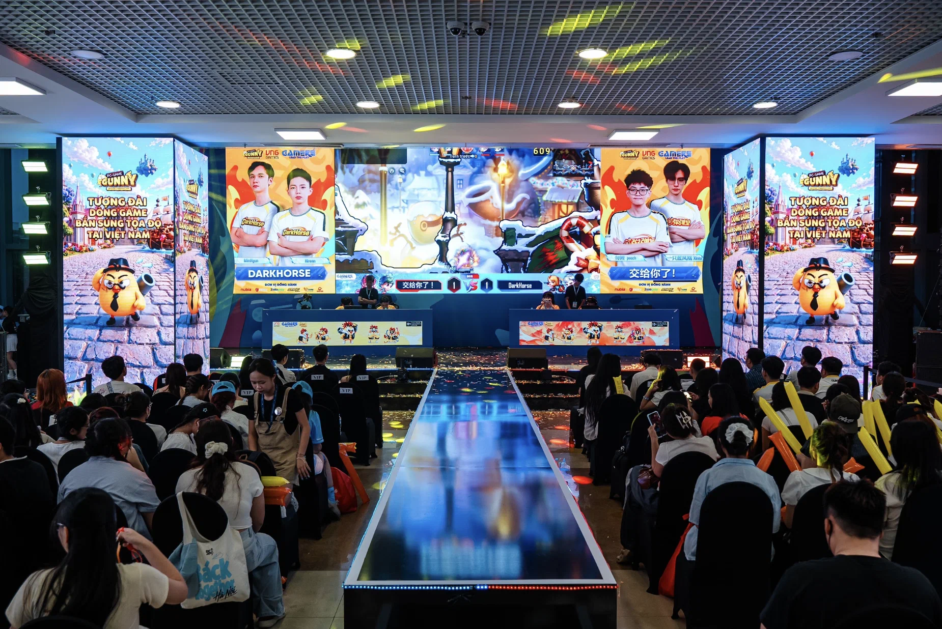 Vũ trụ Gunny khuấy động Gamers Lead The Play với sinh nhật Gunny PC 17 tuổi và showmatch quốc tế