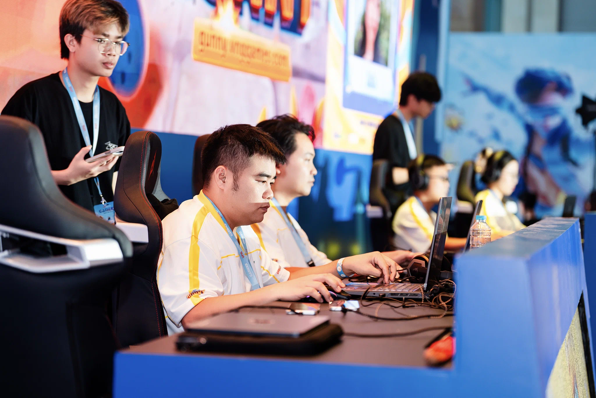 Vũ trụ Gunny khuấy động Gamers Lead The Play với sinh nhật Gunny PC 17 tuổi và showmatch quốc tế