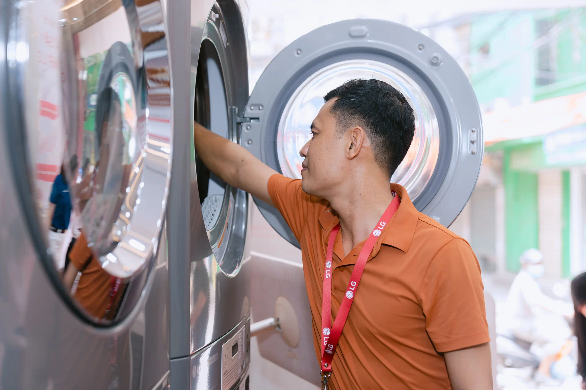 LG giới thiệu Bee Laundry, mô hình giặt sấy thông minh tại Hà Nội