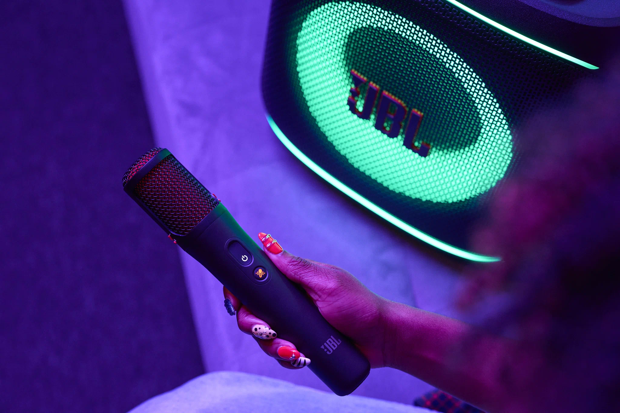 JBL ra mắt PartyBox On-The-Go 2 Plus và Encore 2 Plus với AI tách giọng hát