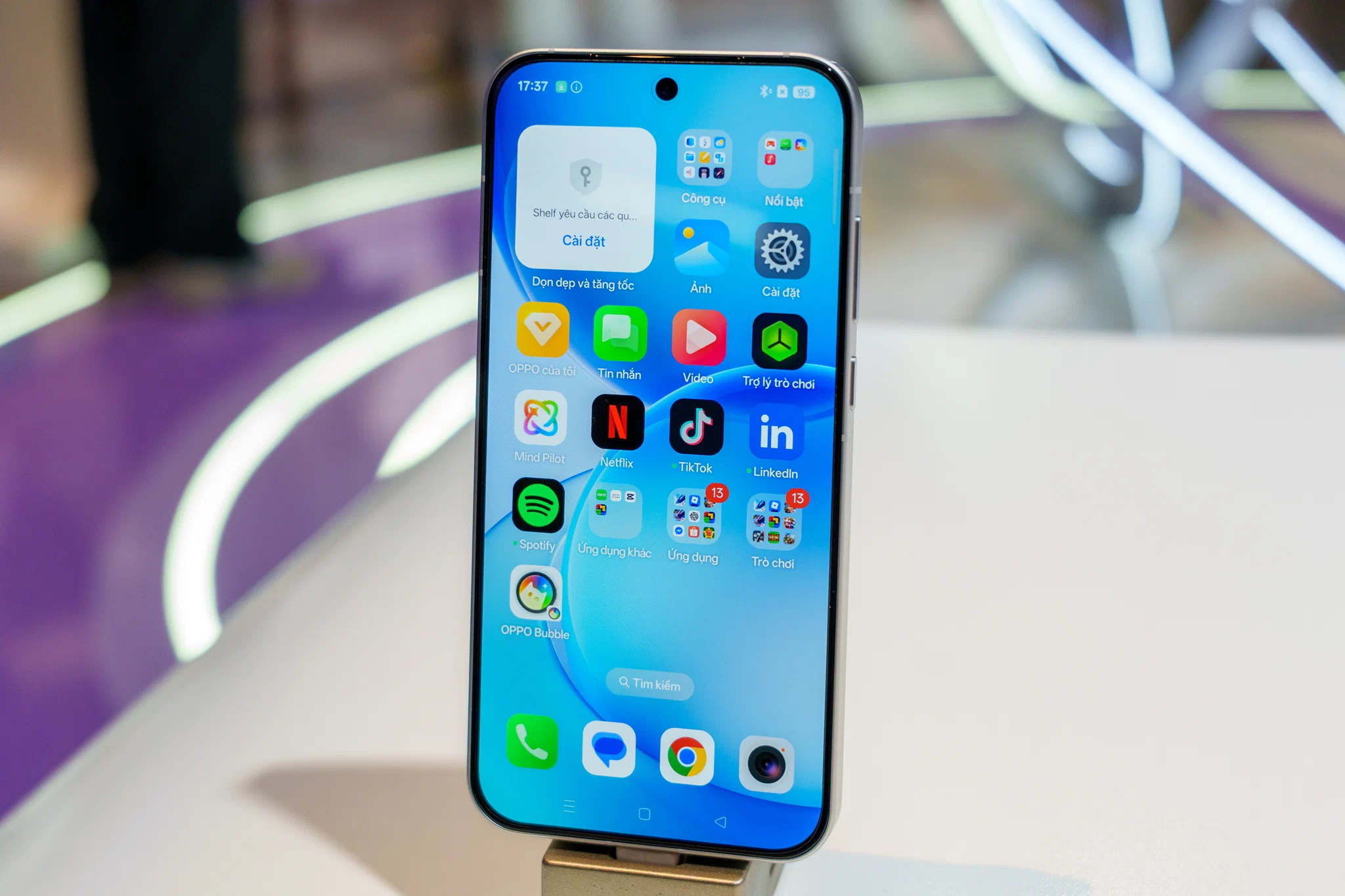 OPPO Reno16 Series 5G ra mắt tại Việt Nam với thiết kế Hành Tinh 3D cùng camera săn ảnh thời thượng