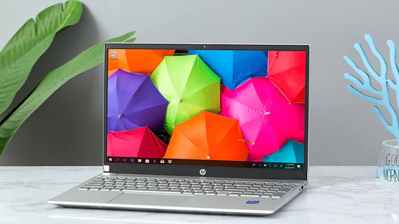 Laptop có NPU, dân văn phòng có thật sự cần AI trên máy tính cá nhân?