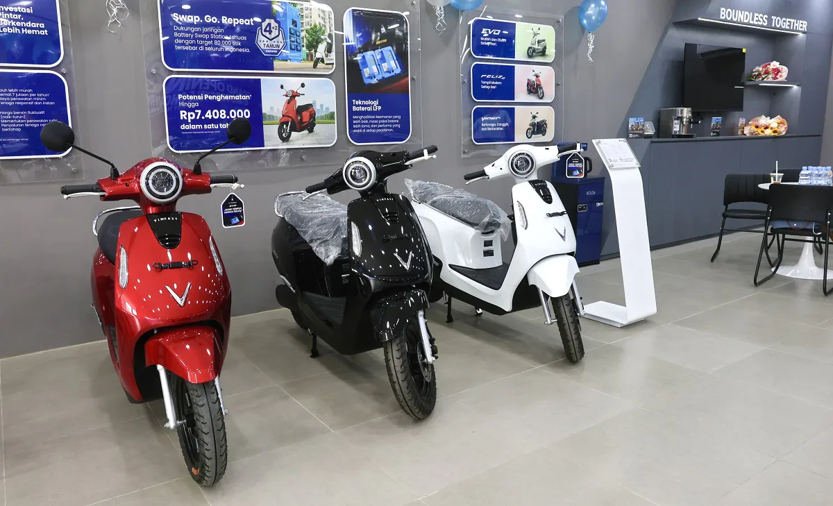 VinFast khai trương 20 đại lý xe máy điện trên toàn Indonesia