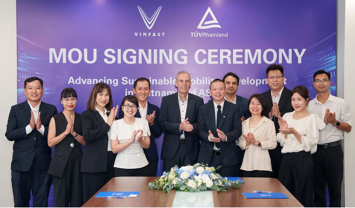 VinFast hợp tác TÜV Rheinland nâng chuẩn năng lực kiểm thử ô tô tại Việt Nam
