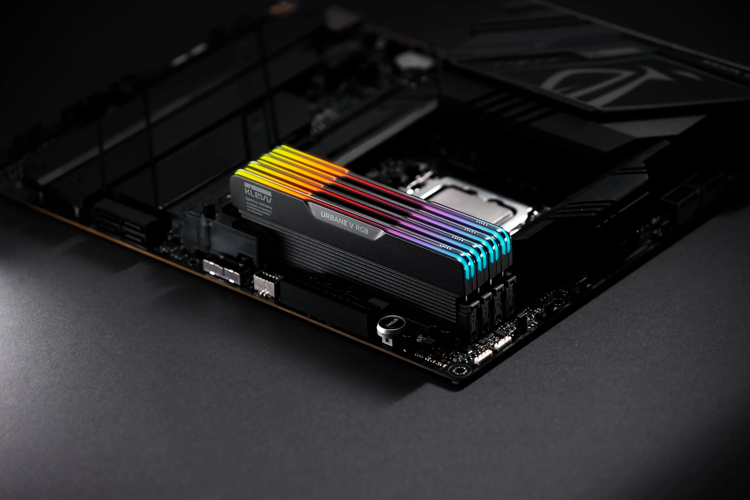 KLEVV mở rộng dòng RAM DDR5 gaming với CRAS V RGB và URBANE V RGB