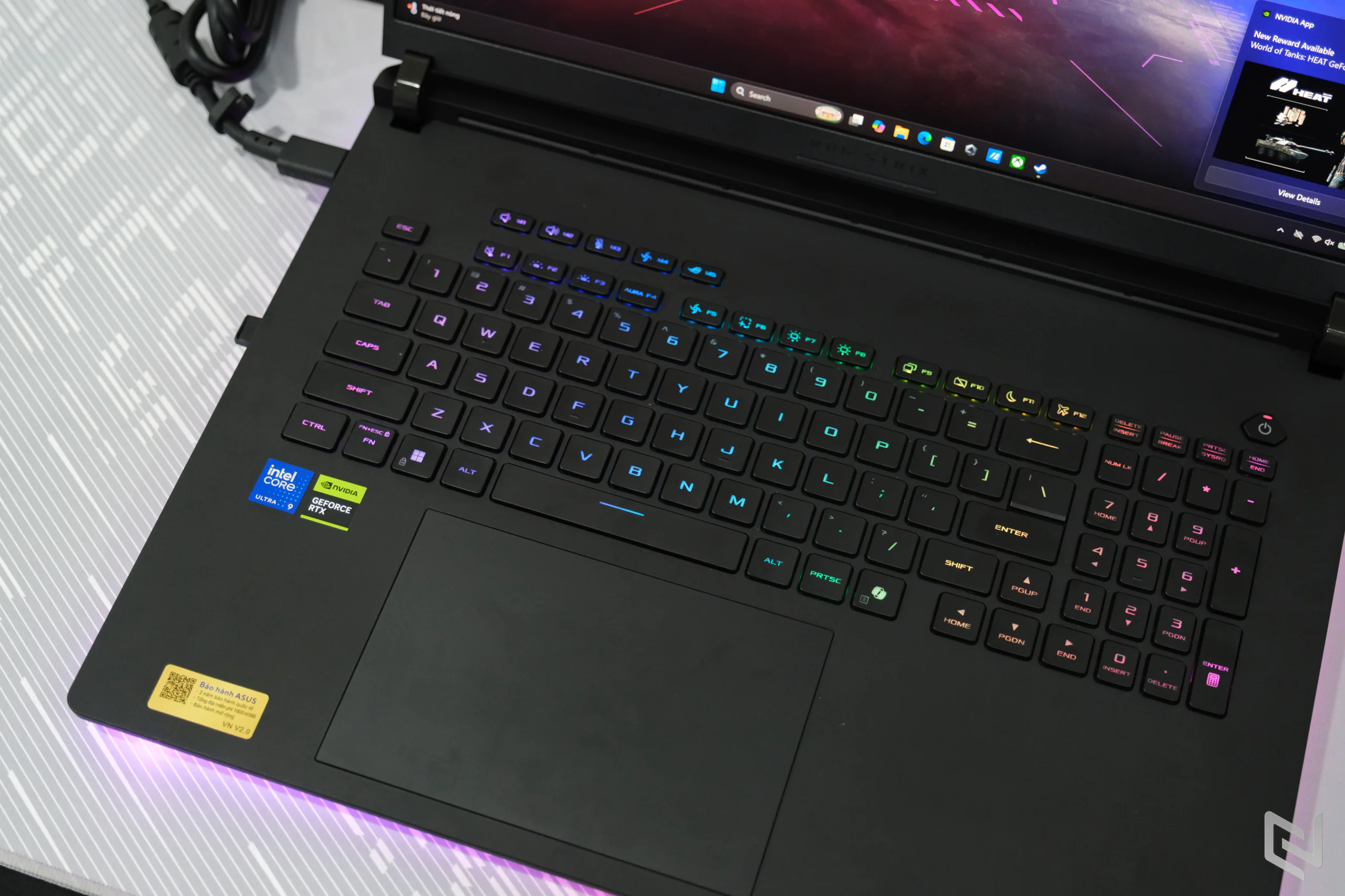 ROG Strix SCAR 18 2026 mở bán tại Việt Nam với RTX 5090, màn hình Mini-LED 4K 240Hz và giá 179,990,000 VND