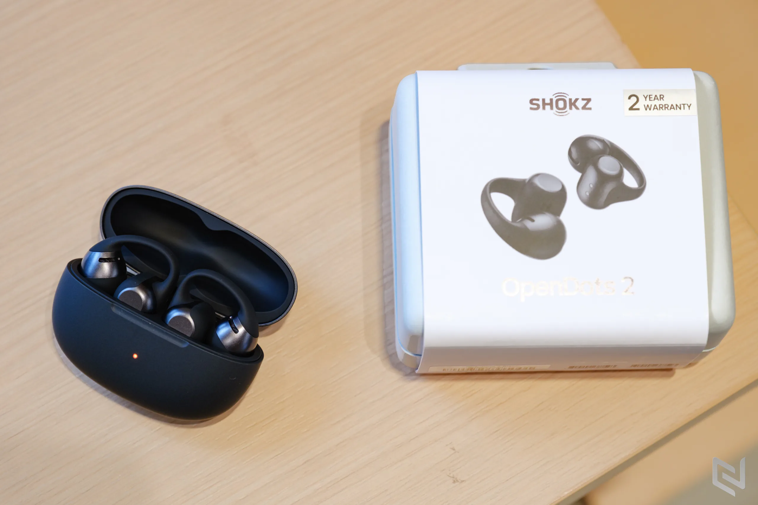 Đánh giá Shokz OpenDots 2, tai nghe open-ear 6 triệu đồng có gì đáng tiền?