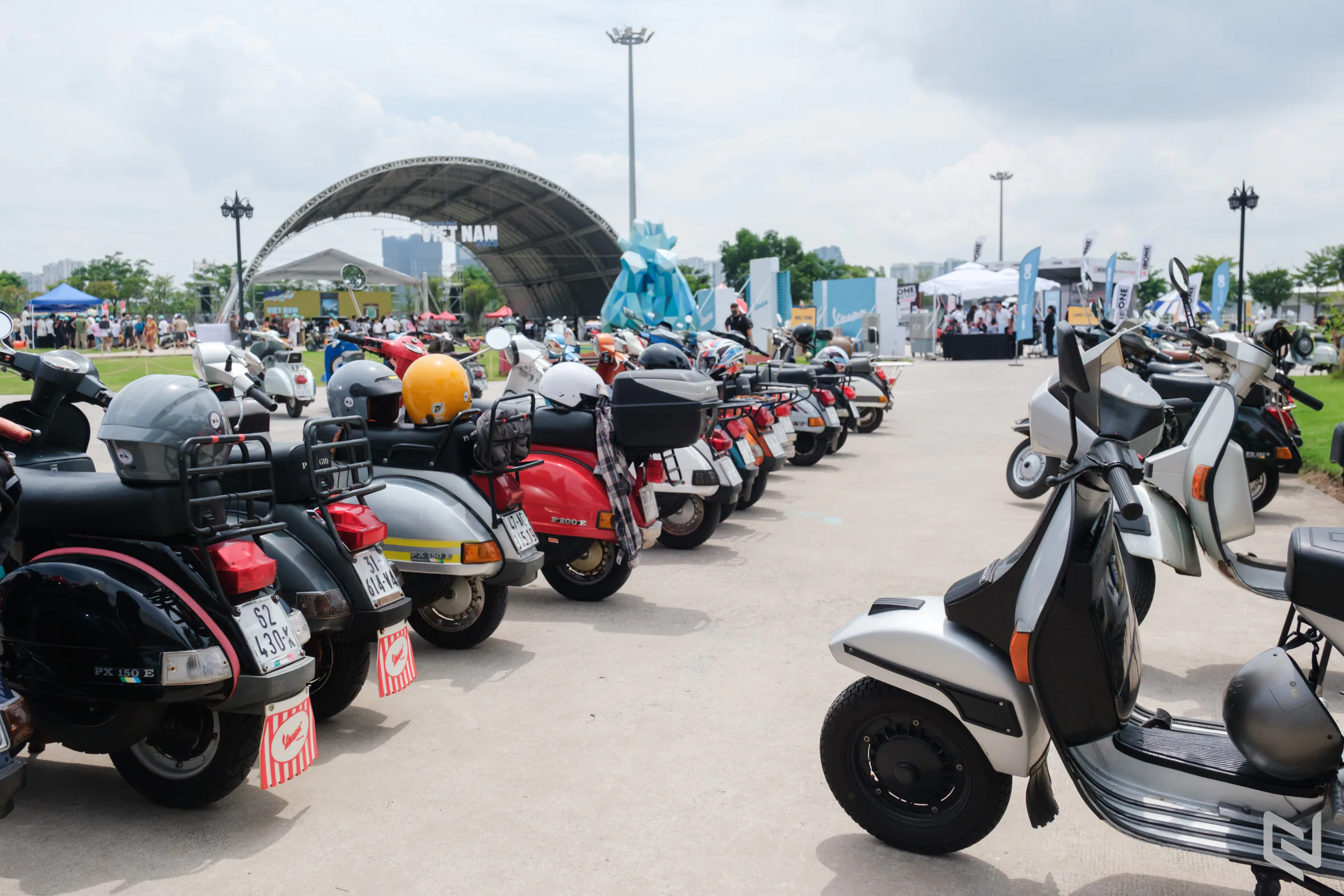 Piaggio Việt Nam cùng cộng đồng Vespisti lan tỏa di sản Vespa tại Vietnam Scooters Fest 2026