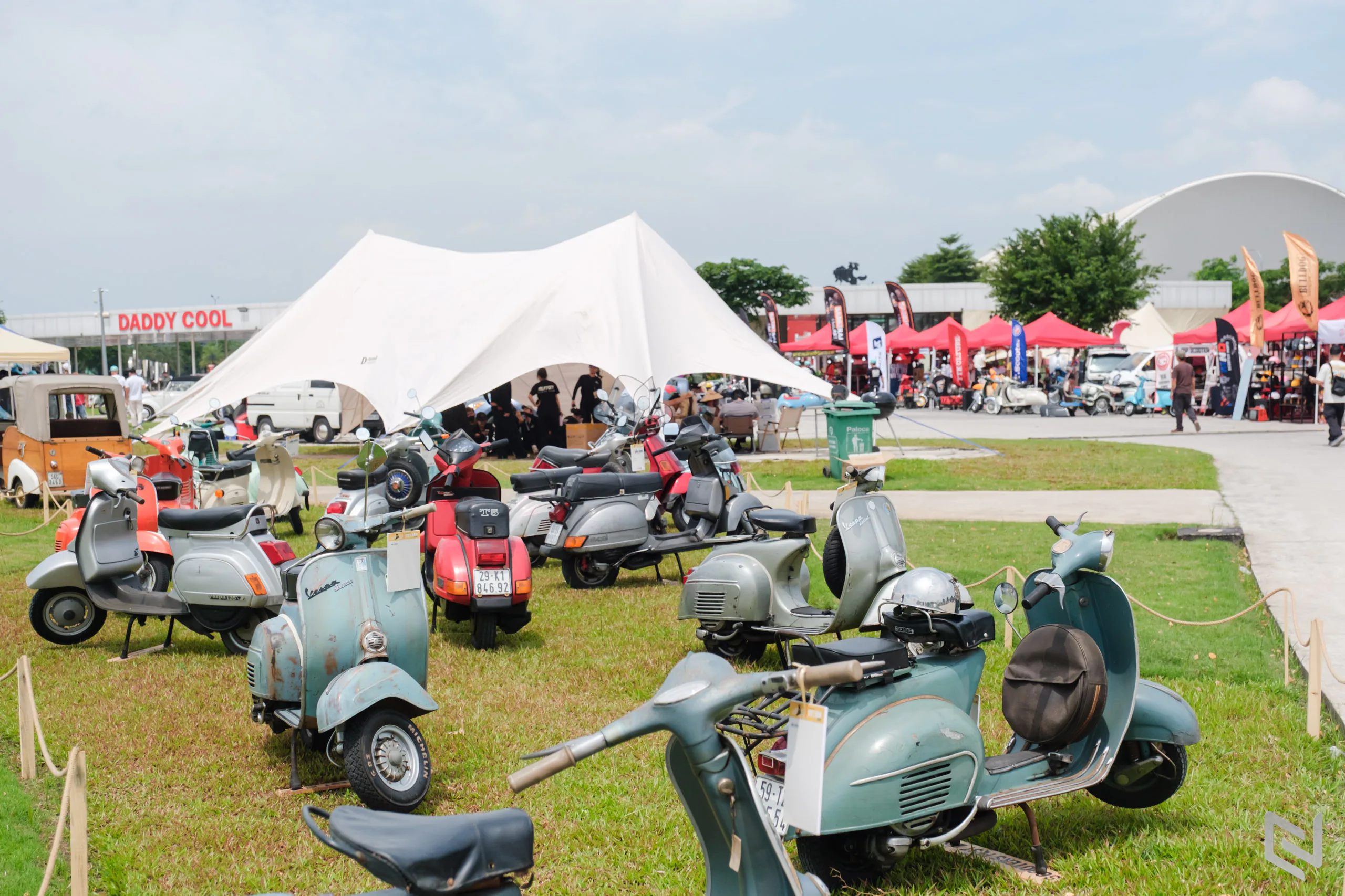 Piaggio Việt Nam cùng cộng đồng Vespisti lan tỏa di sản Vespa tại Vietnam Scooters Fest 2026