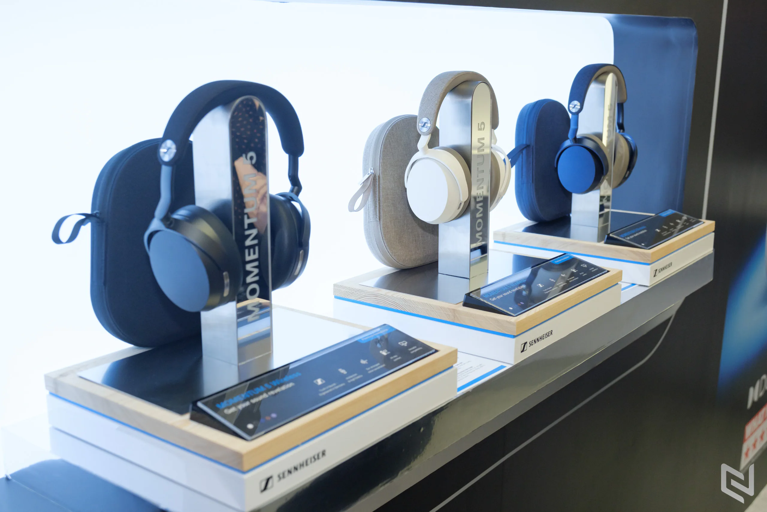 Sennheiser MOMENTUM 5 Wireless ra mắt tại Việt Nam với pin 57 giờ và Dolby Atmos