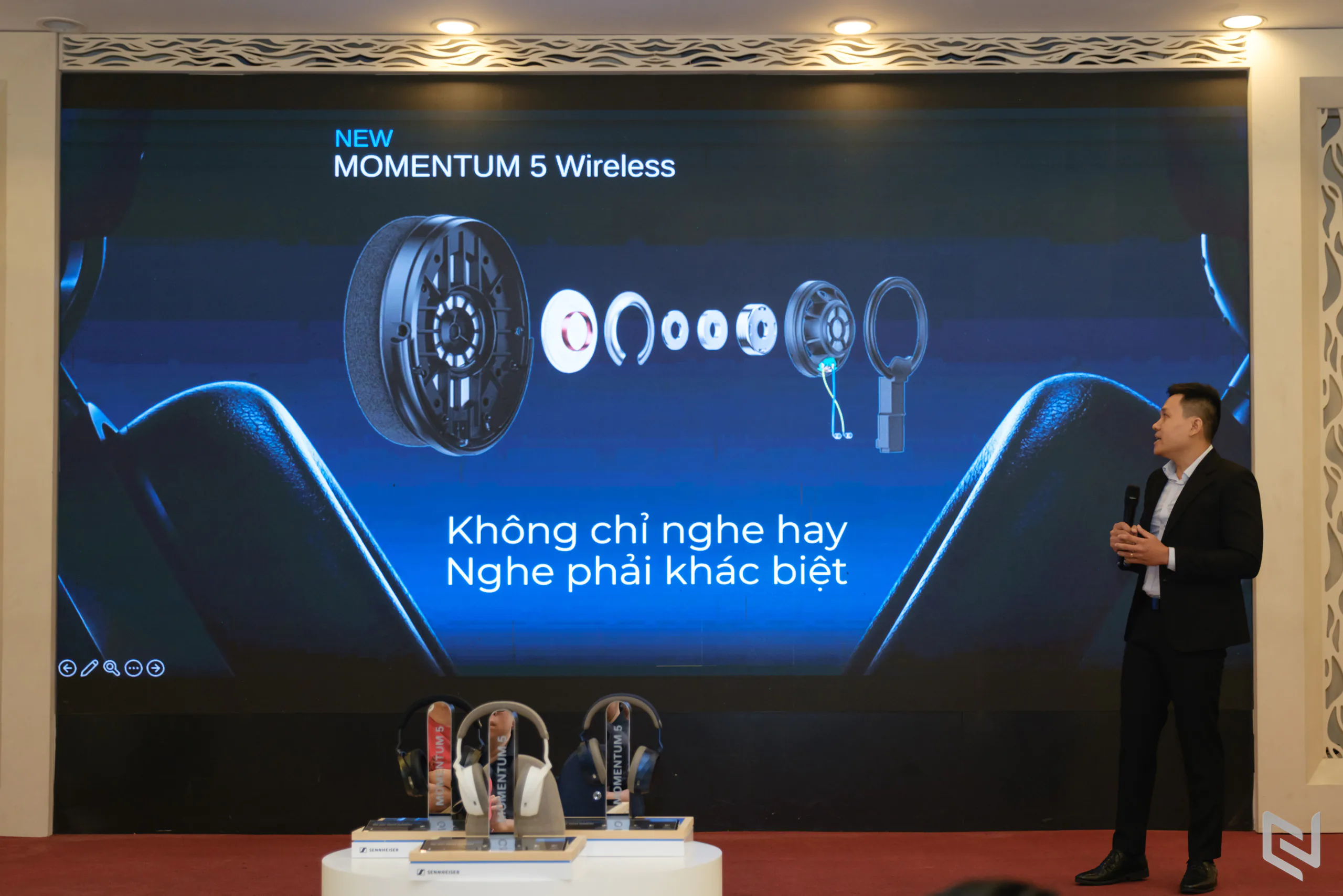 Sennheiser MOMENTUM 5 Wireless ra mắt tại Việt Nam với pin 57 giờ và Dolby Atmos