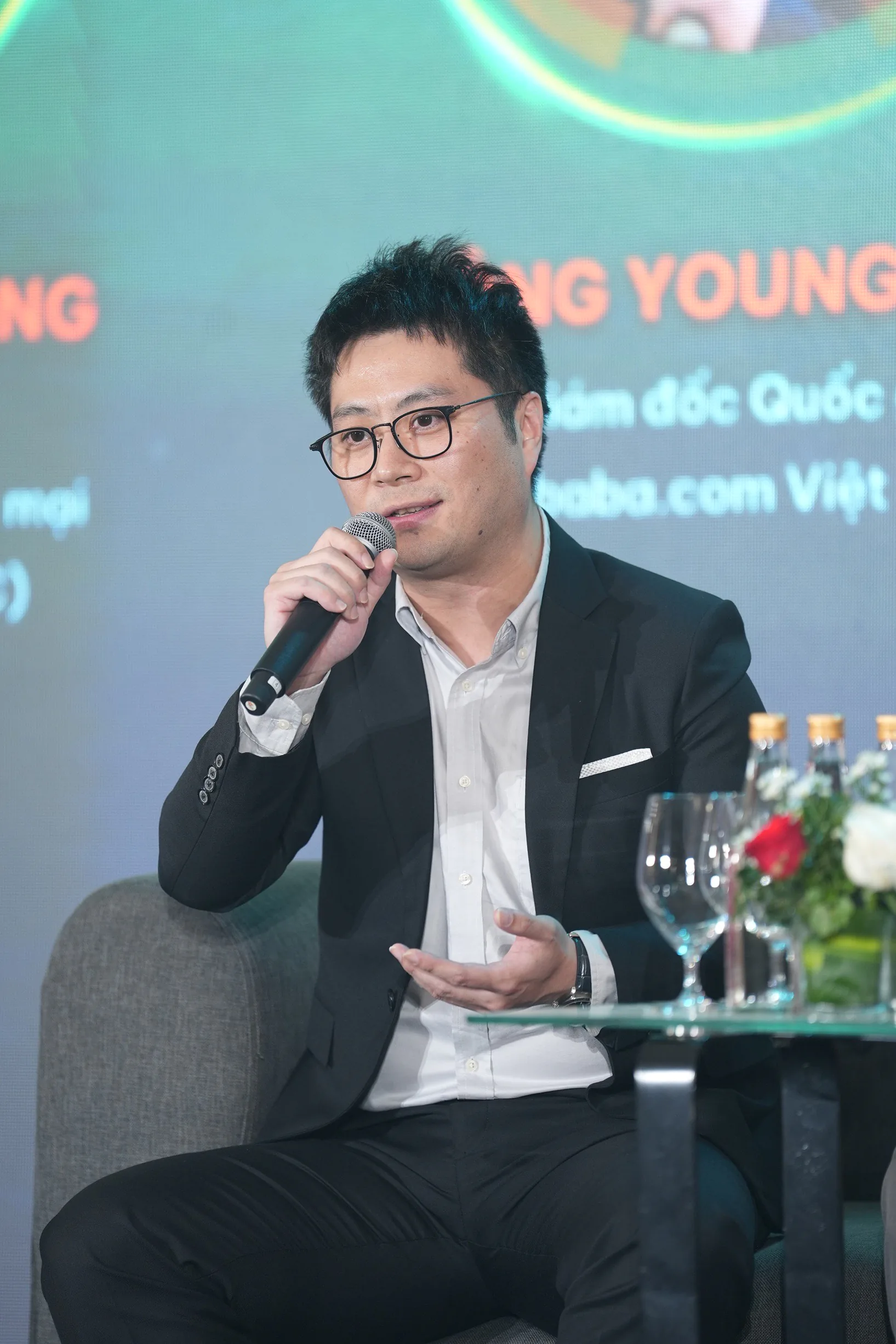 Alibaba.com ra mắt Accio Work tại Việt Nam, đội ngũ AI tác nhân tự động hóa toàn bộ quy trình xuất khẩu