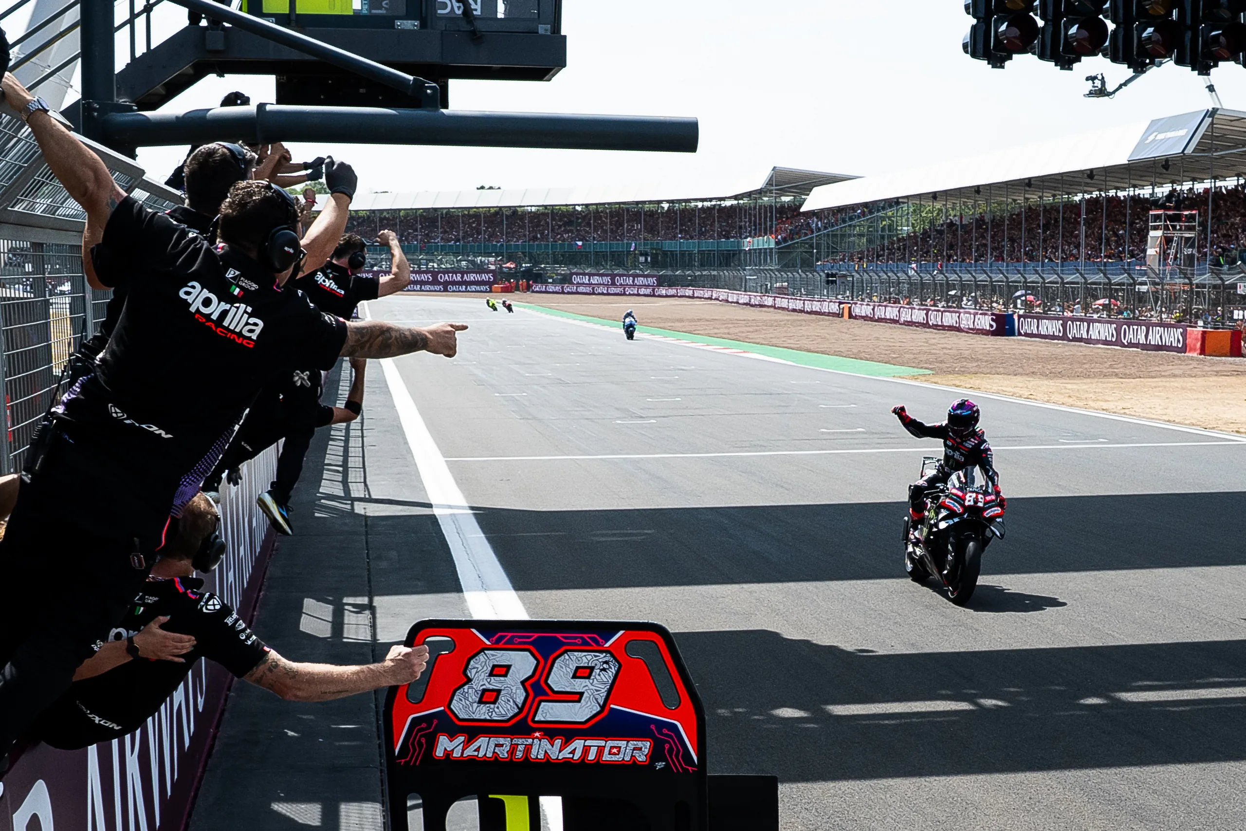 Aprilia thống trị MotoGP 2026 sau British GP với ba tay đua dẫn đầu bảng xếp hạng