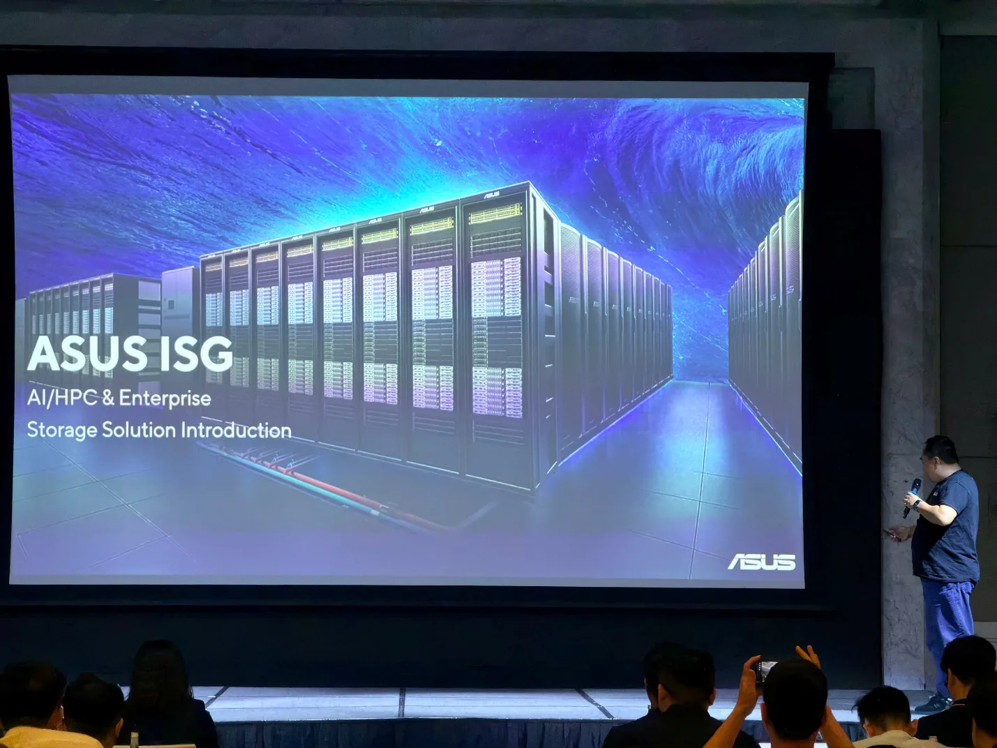 ASUS mở rộng hệ sinh thái AI doanh nghiệp tại Việt Nam