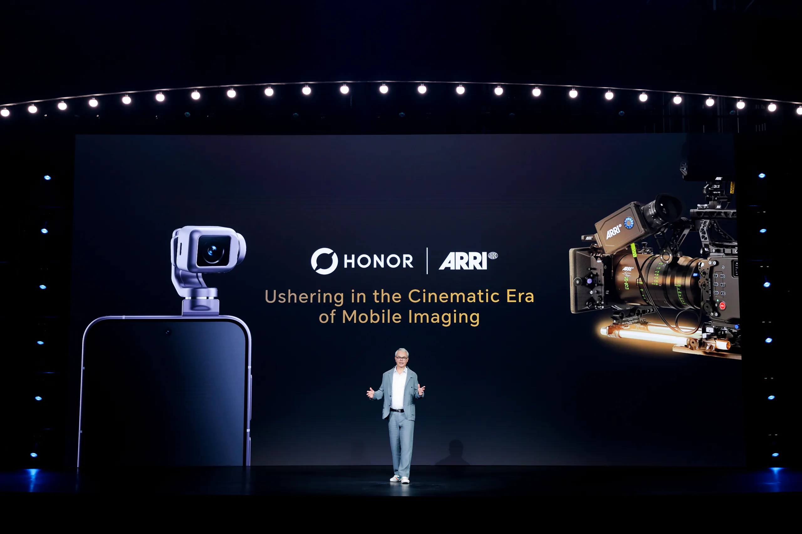 HONOR và ARRI đưa quy trình làm phim chuyên nghiệp lên Robot Phone