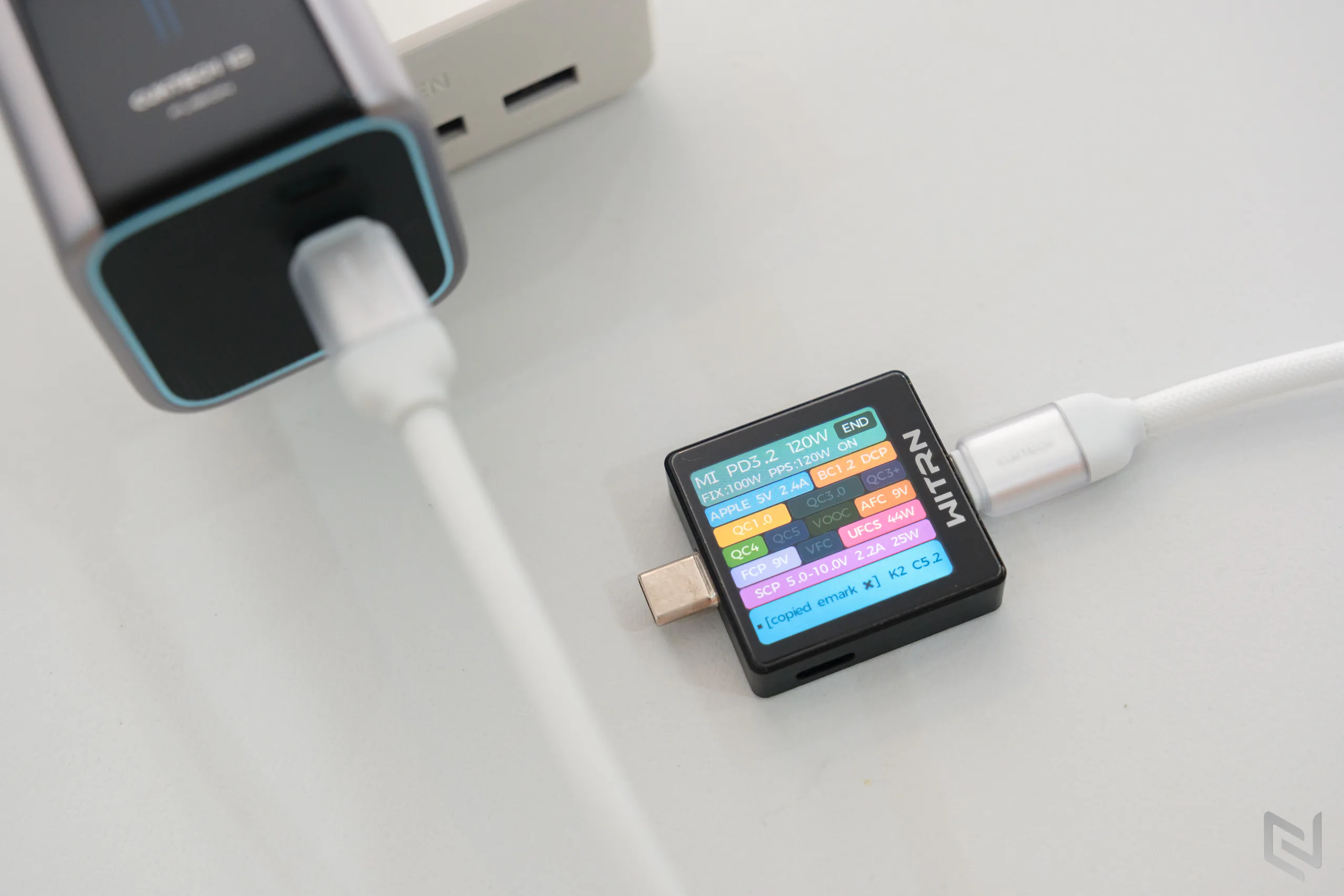 Đánh giá CUKTECH 10 Fusion - Sạc kiêm pin dự phòng siêu tiện lợi