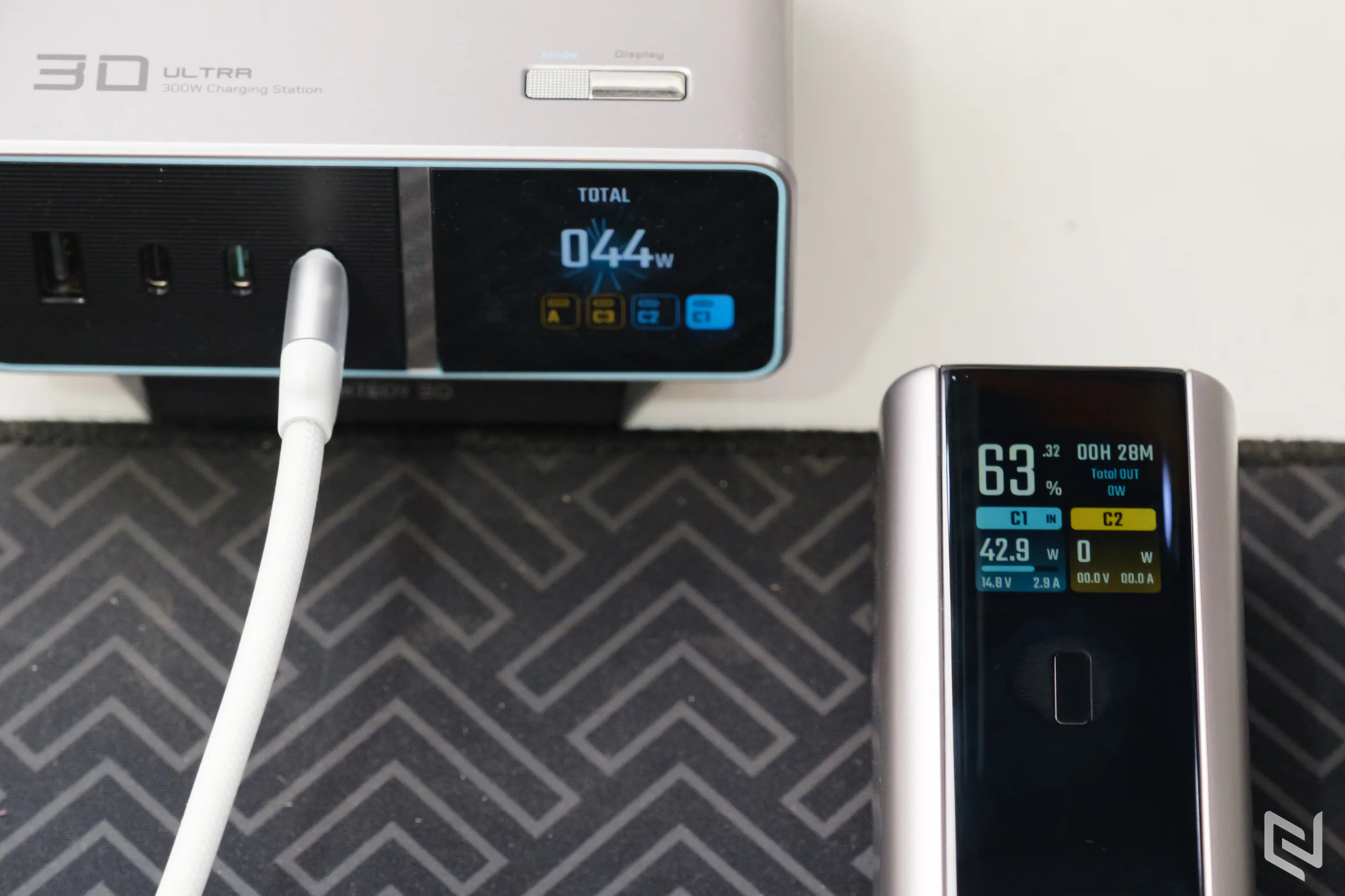 Đánh giá CUKTECH 10 Fusion - Sạc kiêm pin dự phòng siêu tiện lợi