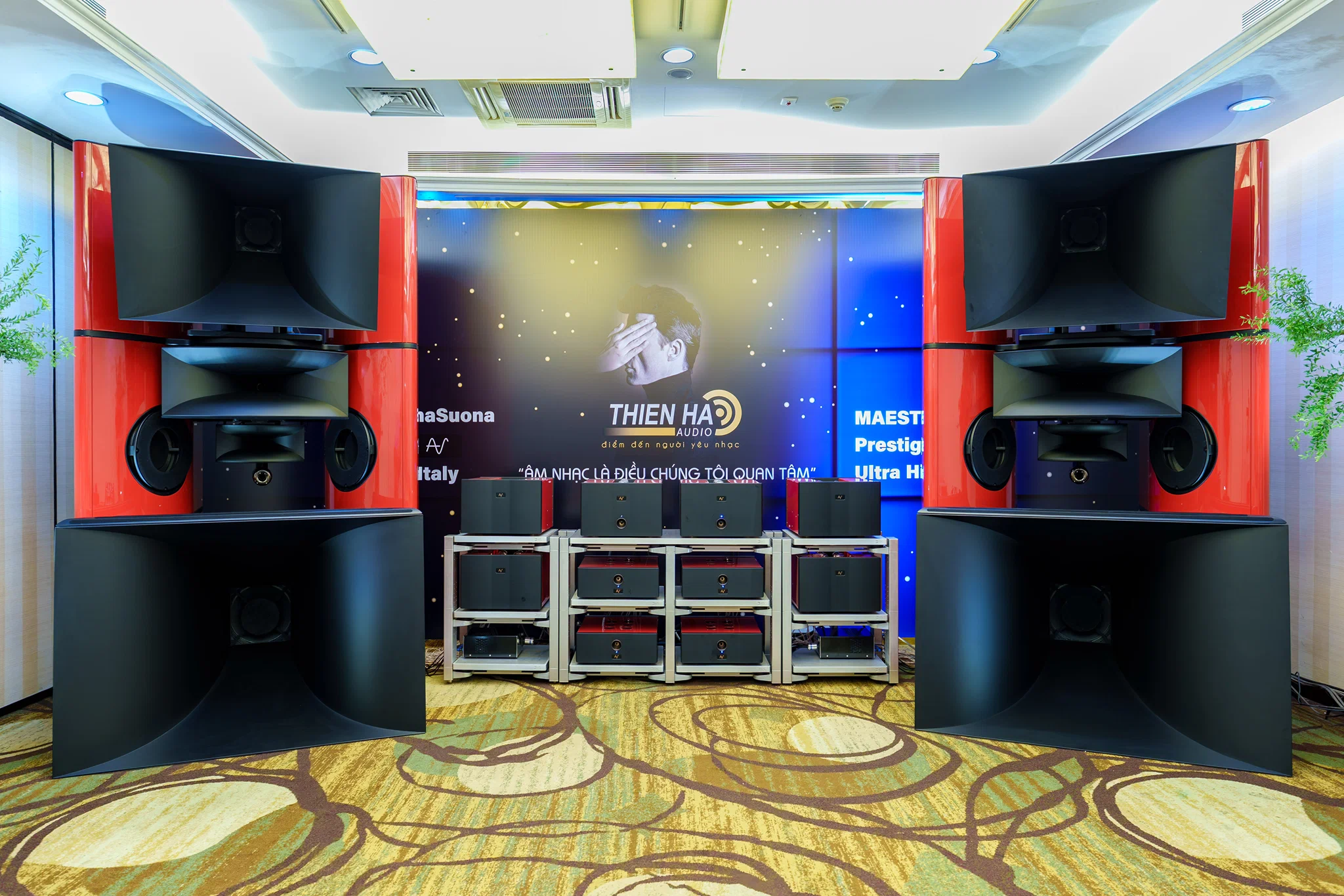 AVSHOW 26 khai mạc, quy tụ hàng trăm thương hiệu nghe nhìn tại TP.HCM