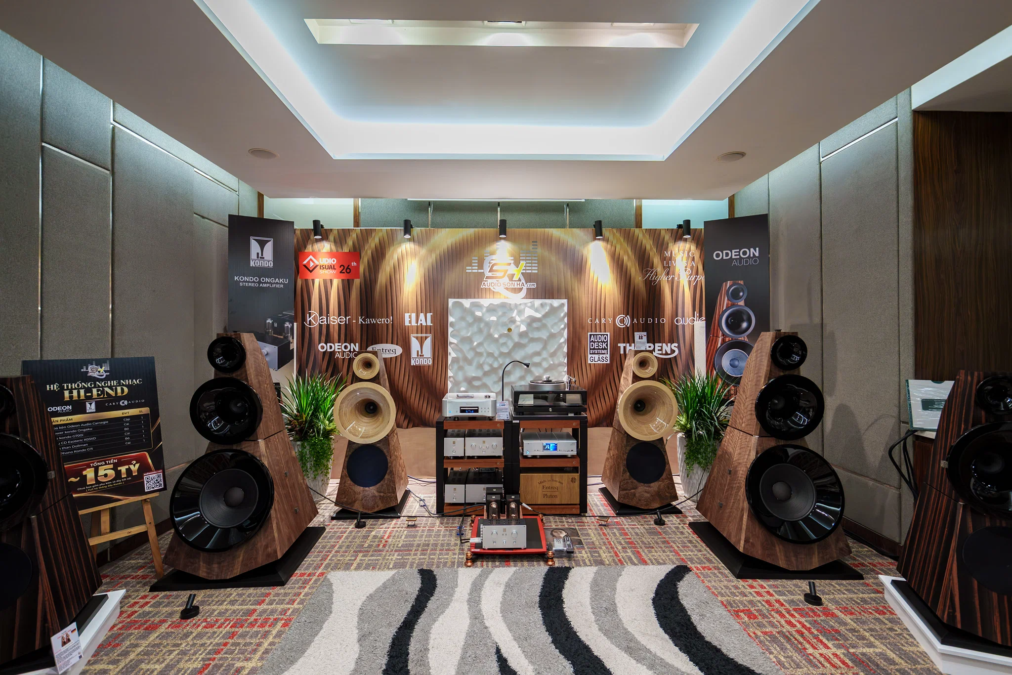 AVSHOW 26 khai mạc, quy tụ hàng trăm thương hiệu nghe nhìn tại TP.HCM
