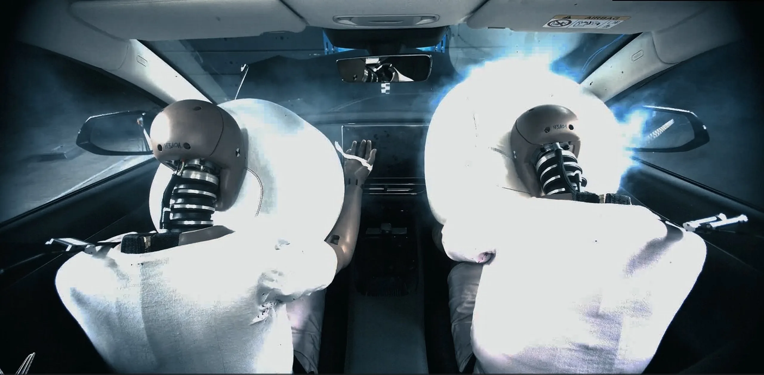 Cục Đăng kiểm Việt Nam phối hợp VinFast nâng cao năng lực kiểm thử ô tô