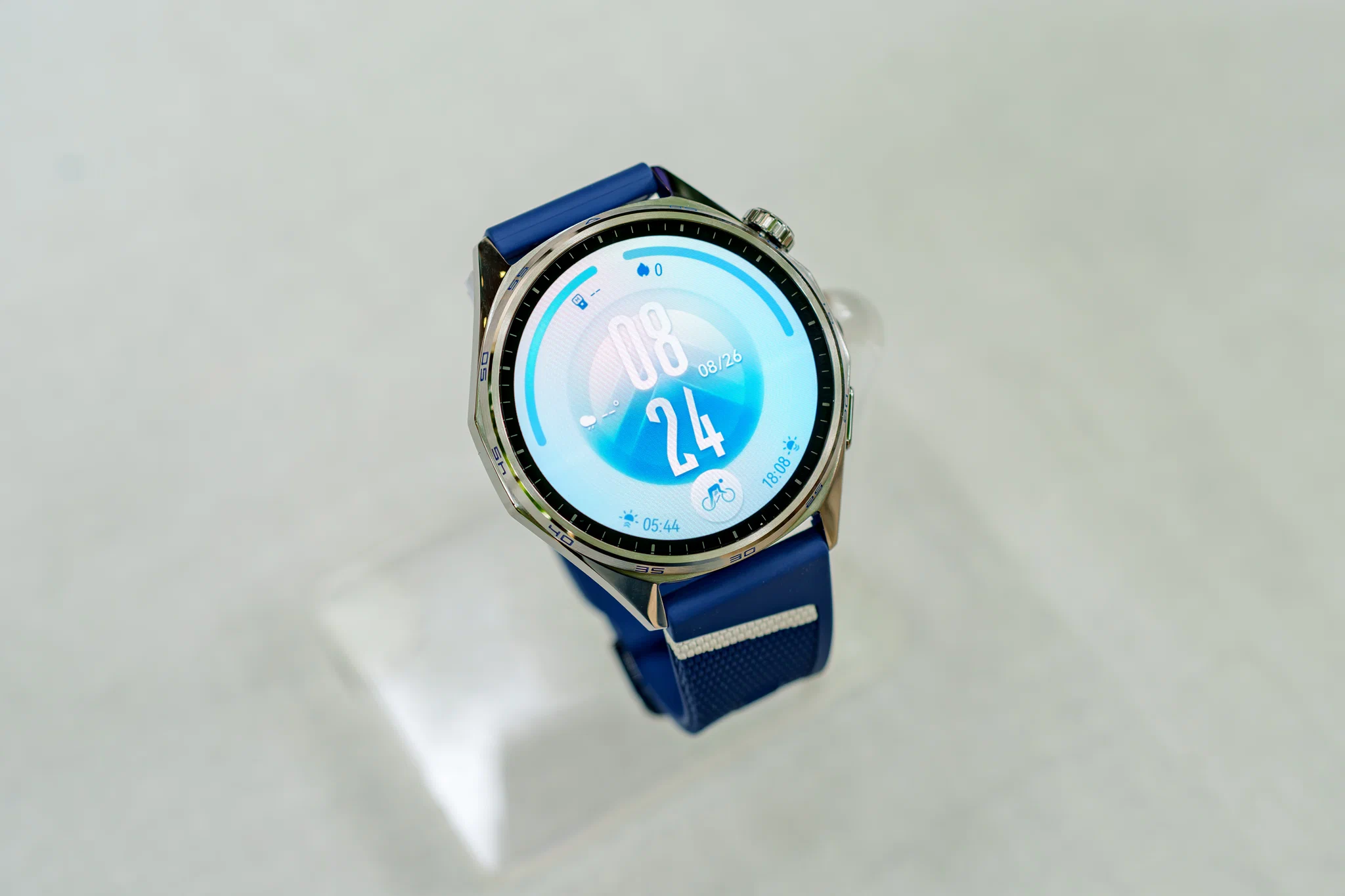 HUAWEI WATCH GT 7 Series và FreeBuds Neo mở bán tại Việt Nam từ 1/10