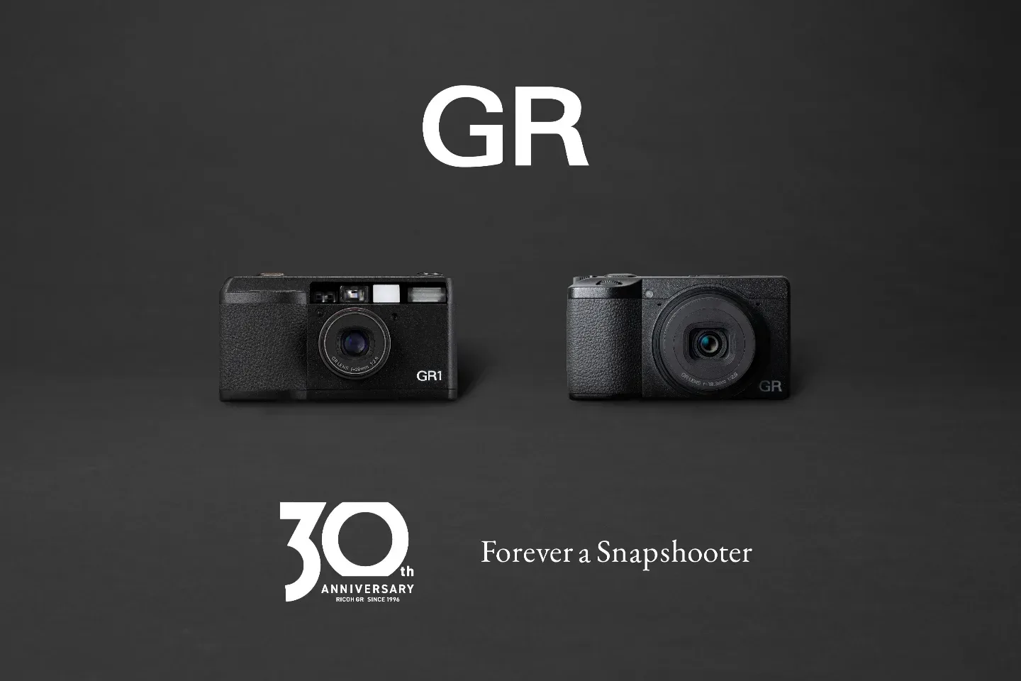 Ricoh GR IV bản kỷ niệm 30 năm sẽ mở bán từ 21/10, giới hạn 6000 bộ toàn cầu