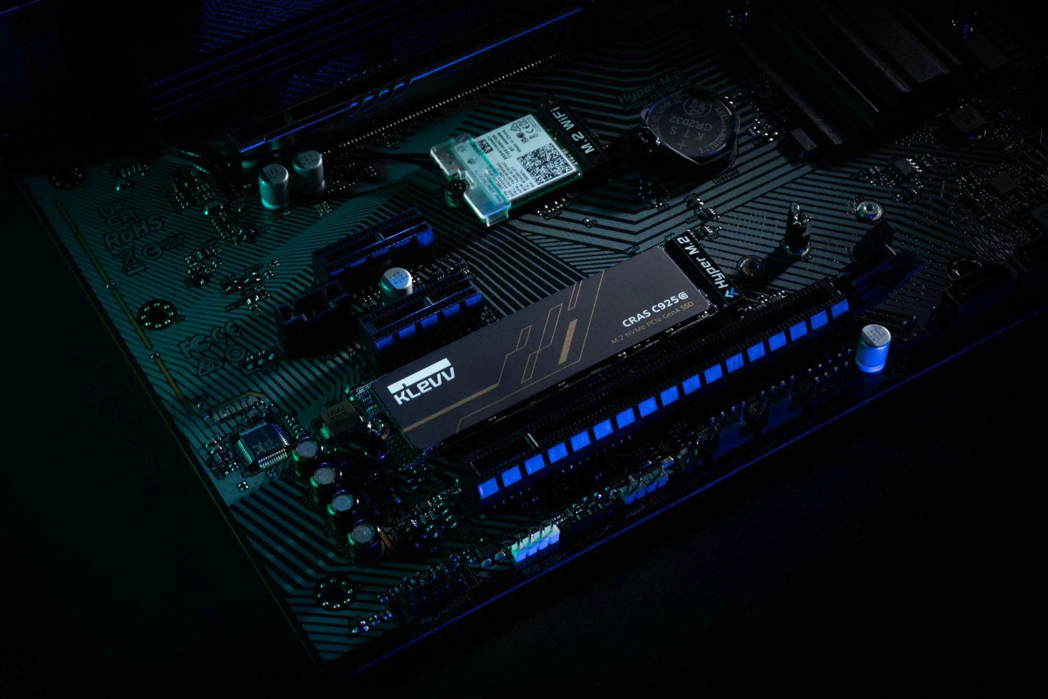 KLEVV SSD PCIe Gen4 CRAS 02