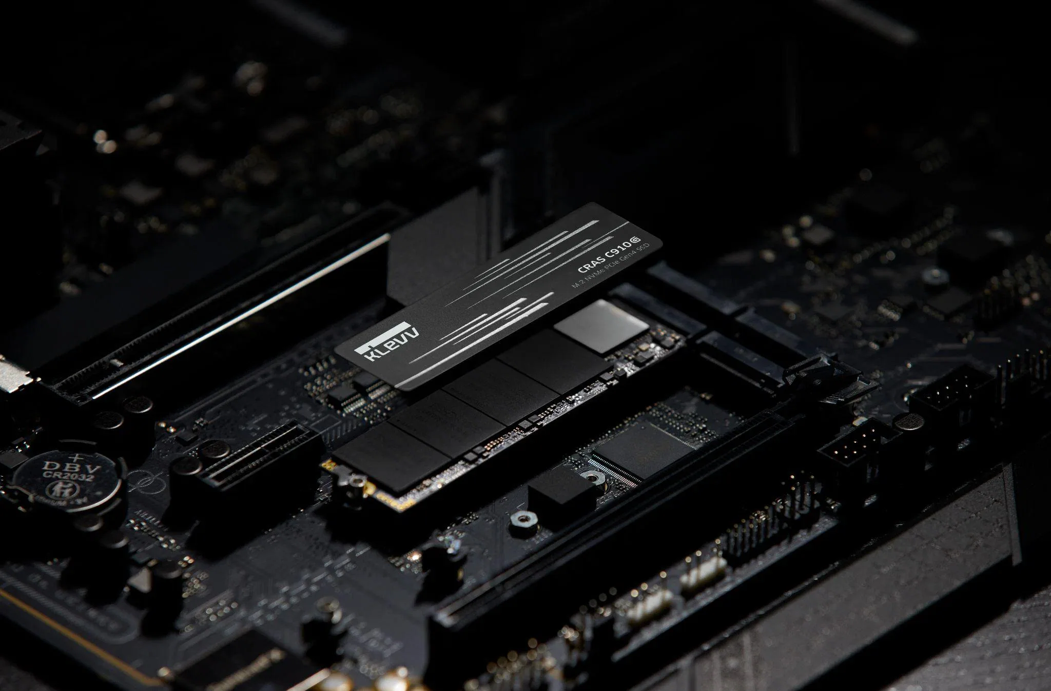 KLEVV SSD PCIe Gen4 CRAS 03