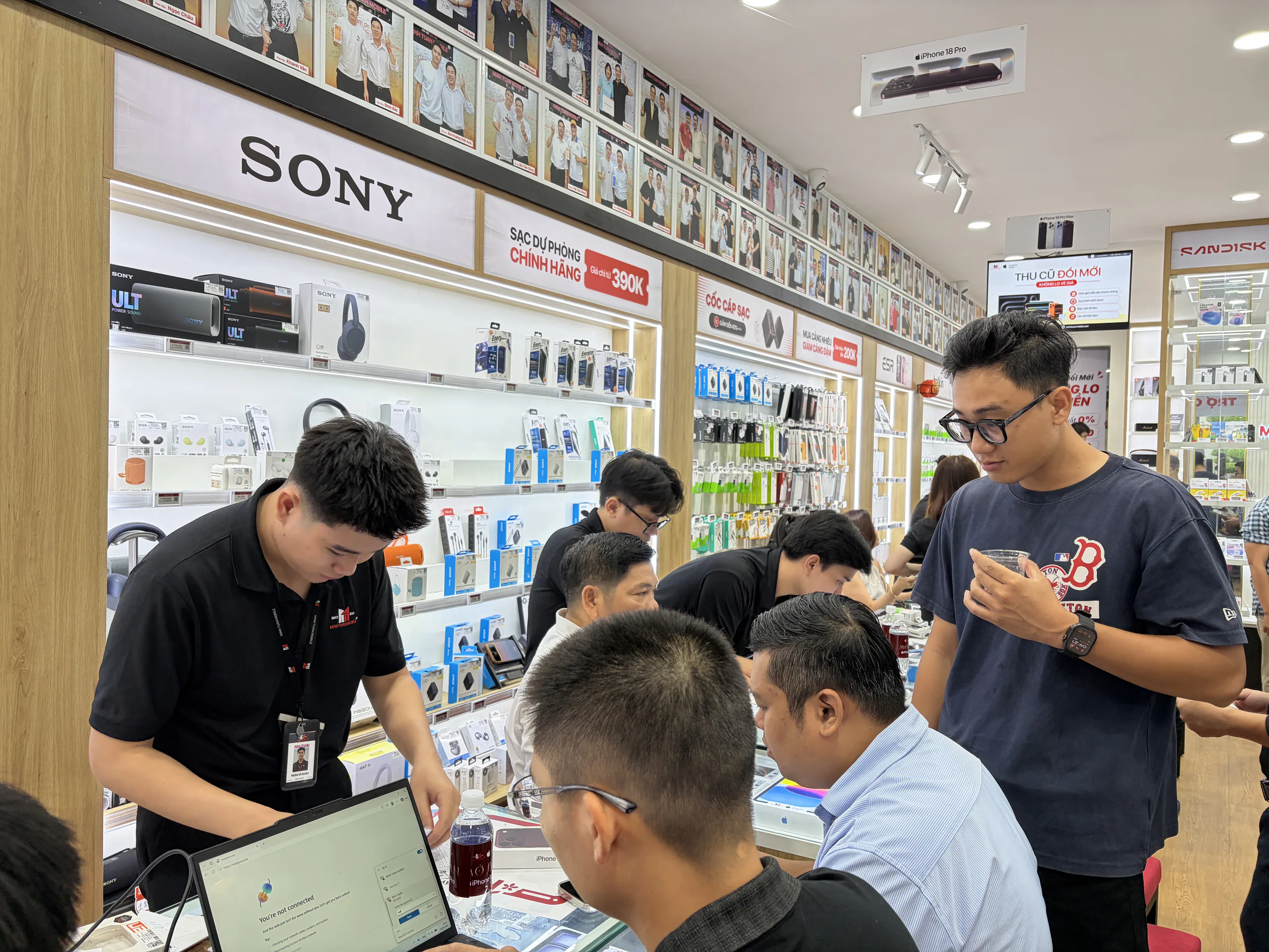 Minh Tuấn Mobile mở bán iPhone 18 Pro và iPhone 18 Pro Max, cam kết “Hẹn sao. Giao vậy”, ưu đãi hấp dẫn