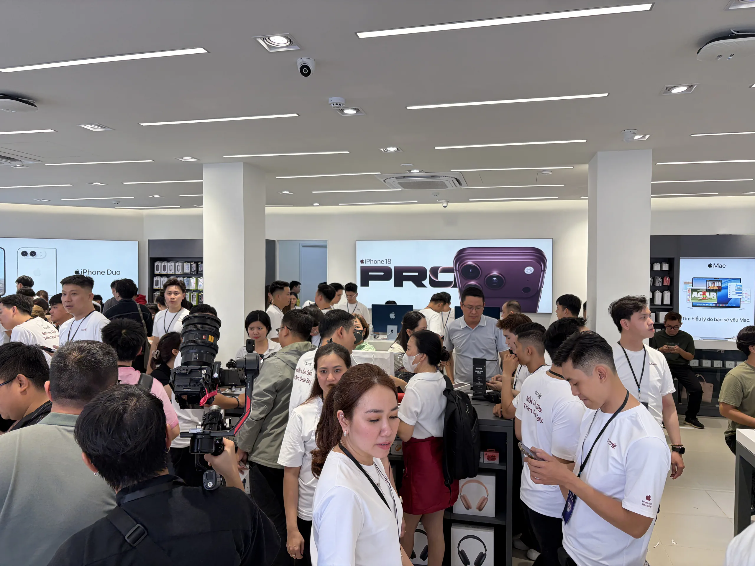 TopZone chính thức mở bán iPhone 18 Pro, iPhone 18 Pro Max và AirPods 5