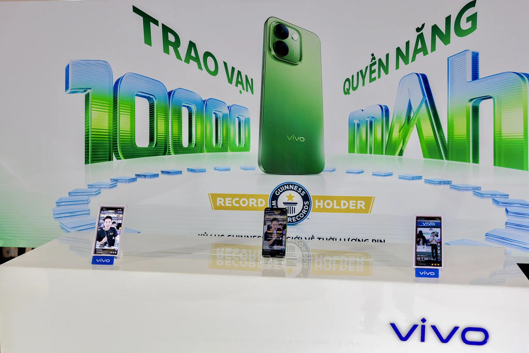 Vivo Lite 5G 05