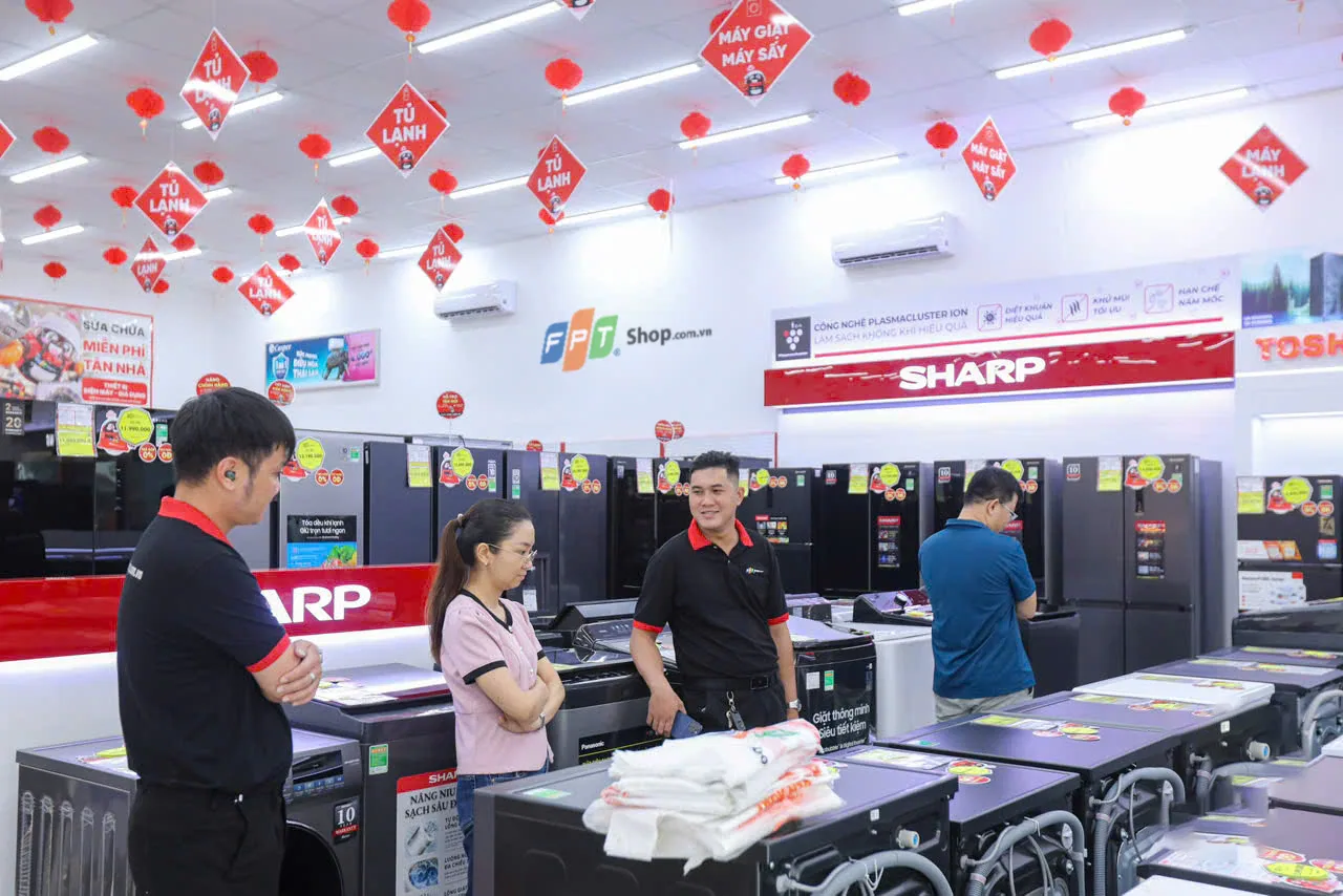 FPT Shop mien phi chan doan sua chua 03